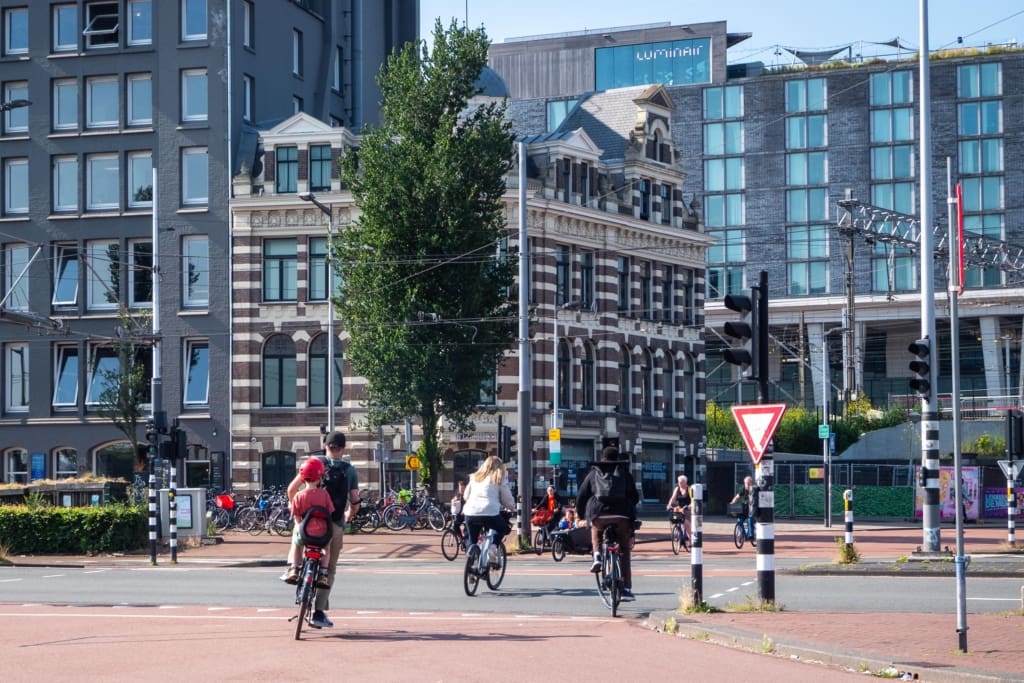 De Ruijterkade 105-1